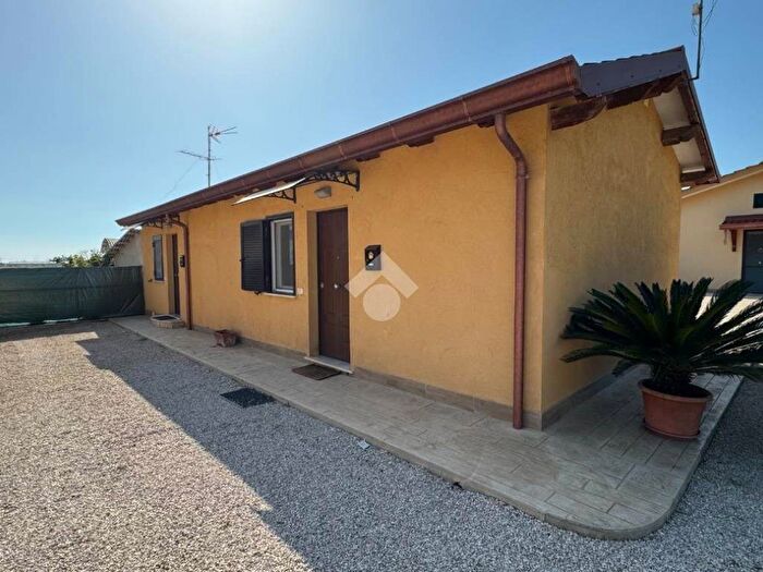 Appartamento monolocale in affitto in Strada Macchia Grande, Lido di Foce Verde, Latina