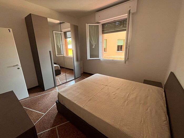 Appartamento quadrilocale in affitto in Via Montefiorino, Costa, Bologna