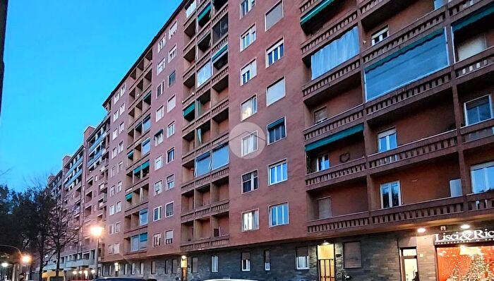 Appartamento con 5 locali in vendita in Corso Trapani, Torino