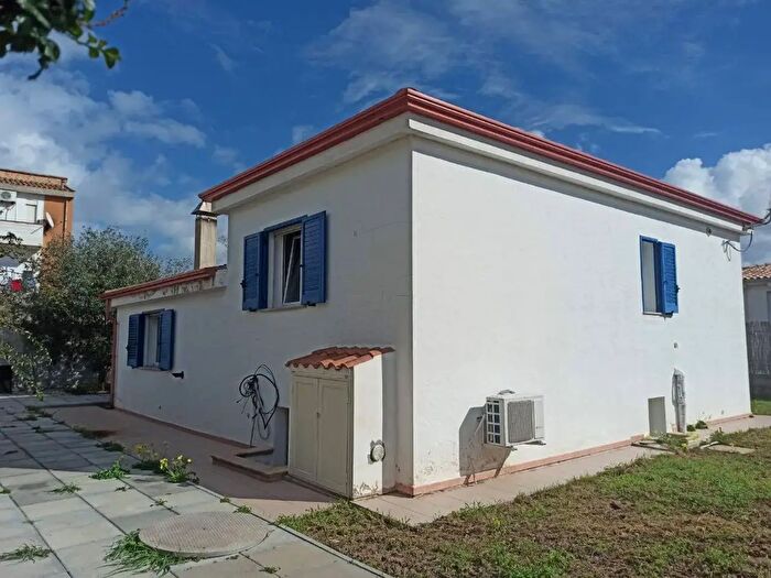 Casa con 5 locali in vendita in Via del Francese, Calasetta