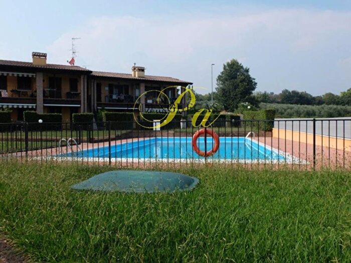 Appartamento bilocale in affitto in Via Borrine, Polpenazze del Garda