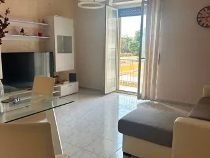 Appartamento trilocale in affitto in Siracusa