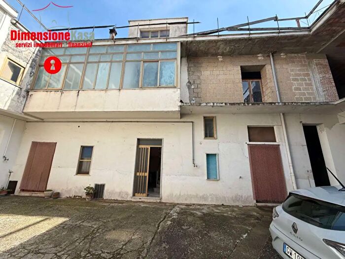 Casa con 5 locali in vendita in Via Libertà, Cimitile