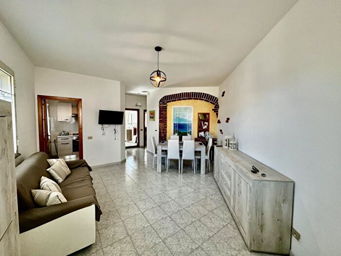 Appartamento trilocale in vendita in Via Antonio Gramsci, Posada