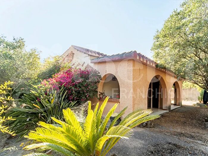 Casa quadrilocale in vendita in Via San Giovanni Sn, Quartu Sant'Elena