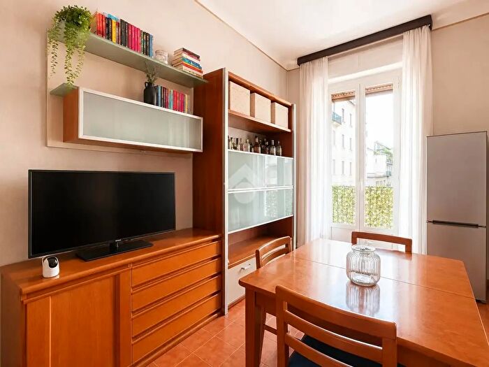 Appartamento bilocale in vendita in Via Volvinio, Milano