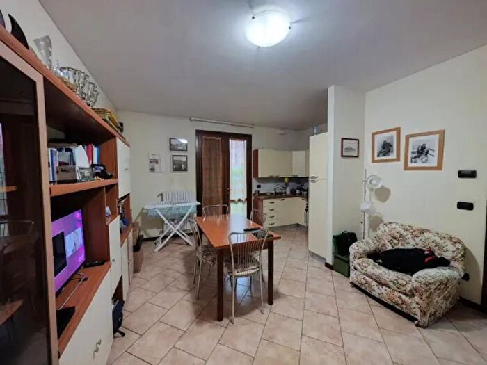 Appartamento trilocale in vendita in Via Sinistra Guerro, Castelvetro Di Modena