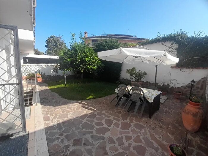 Appartamento quadrilocale in vendita in Via Gino Tagliapietra, Roma