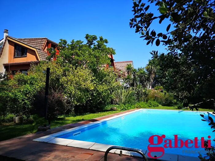 Casa con 9 locali in vendita in Castel De Ceveri, Formello