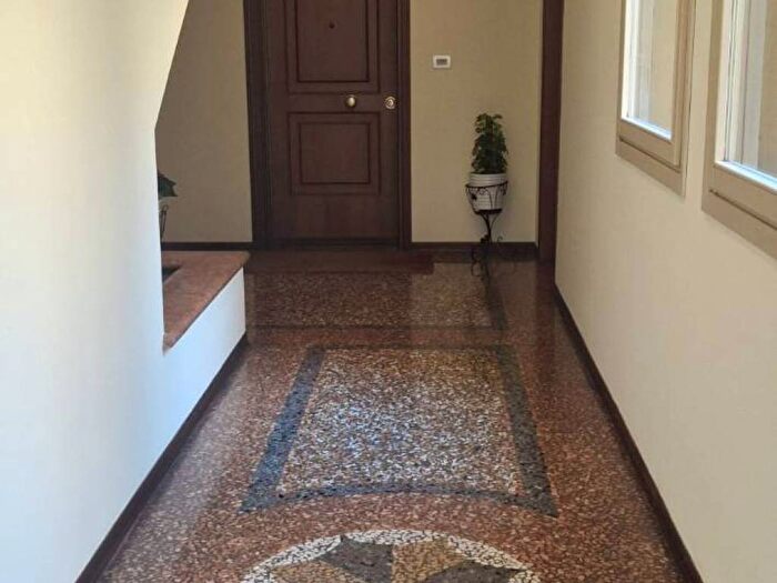 Appartamento in affitto in Via dellIndipendenza, Centro Storico, Bologna