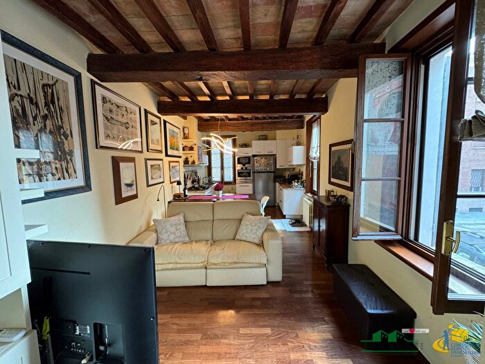 Appartamento trilocale in vendita in Borgo Paglia, Parma