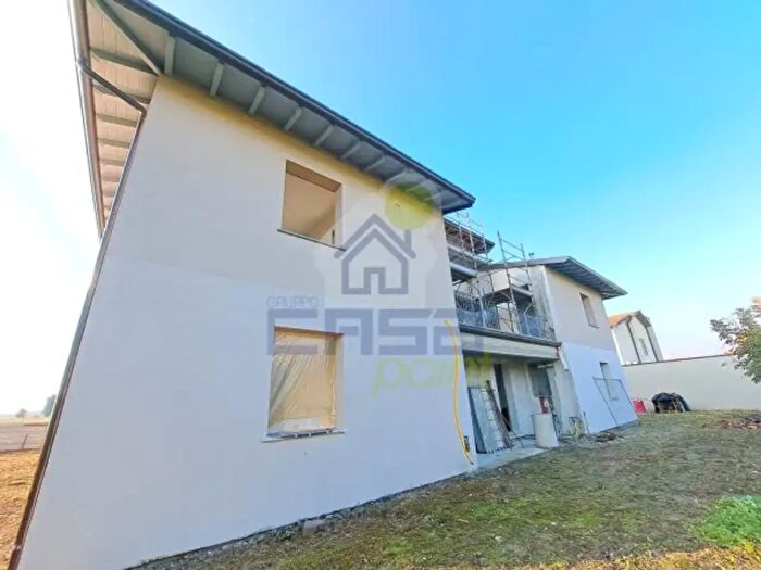 Casa trilocale in vendita in Via Aldo Moro, Stagno Lombardo