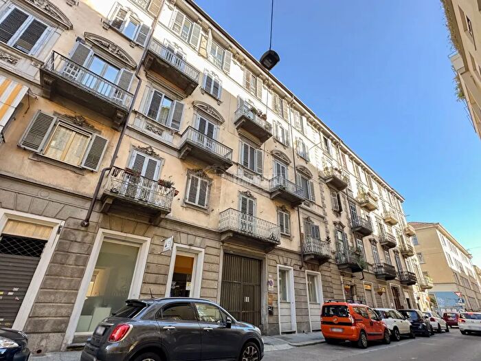 Appartamento bilocale in vendita in Via Saluzzo, Torino