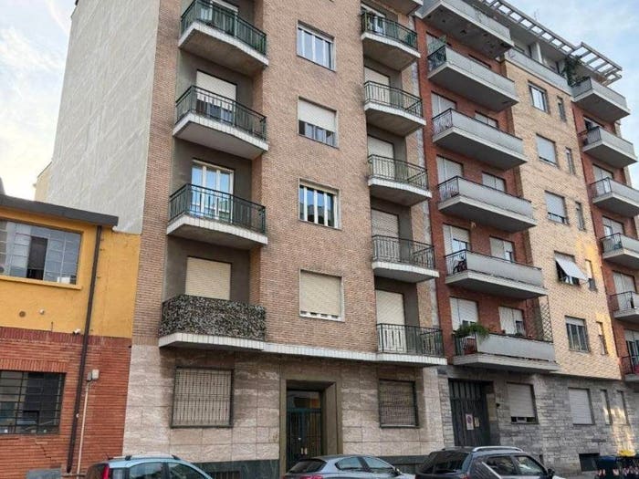 Appartamento trilocale in affitto in Via Padova, Aurora, Torino