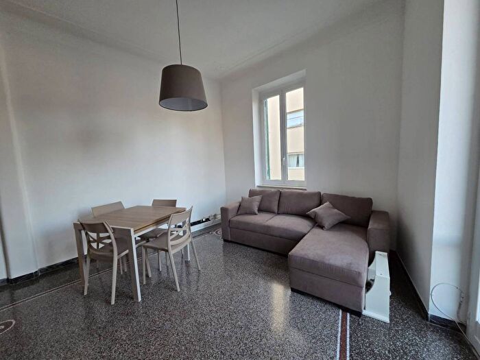 Appartamento bilocale in affitto in Via Piave, Albaro, Genova