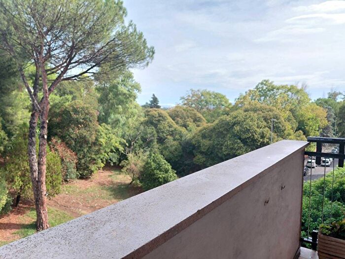 Appartamento quadrilocale in vendita in Via Amilcare Cucchini, Portuense, Roma
