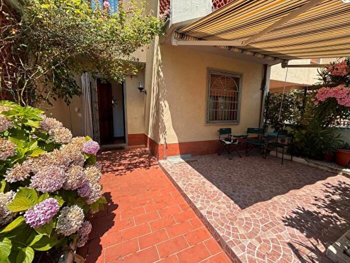 Casa con 5 locali in vendita in Via Tagliamento, Massa