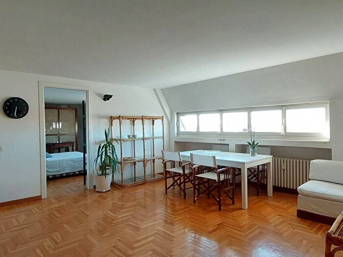 Appartamento bilocale in affitto in Via Corno di Cavento, San Siro, Milano