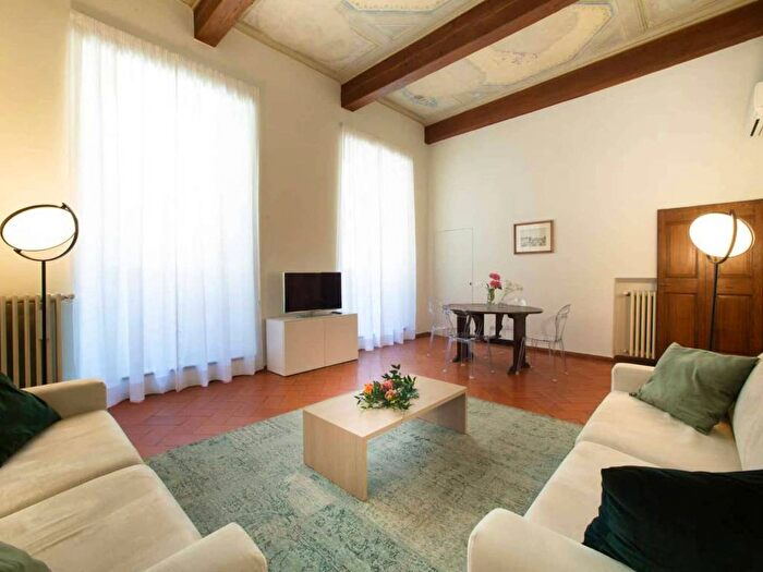 Appartamento trilocale in affitto in Borgo Santi Apostoli, Piazza della Repubblica, Firenze