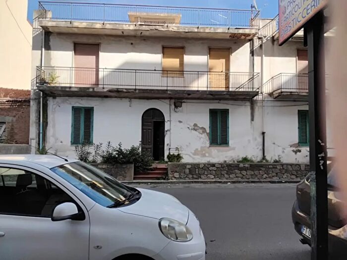 Casa con 5 locali in vendita in Via Nazionale, Reggio Calabria