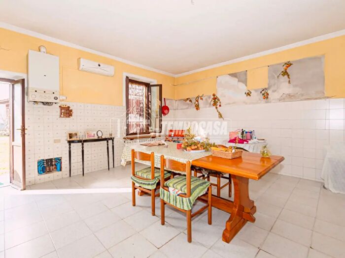 Casa quadrilocale in vendita in Via Isella C, Gambolo