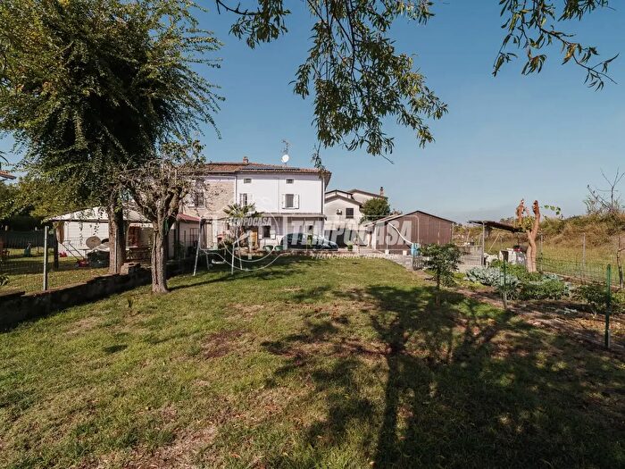 Casa trilocale in vendita in Strada Villa di Sotto, Fontevivo
