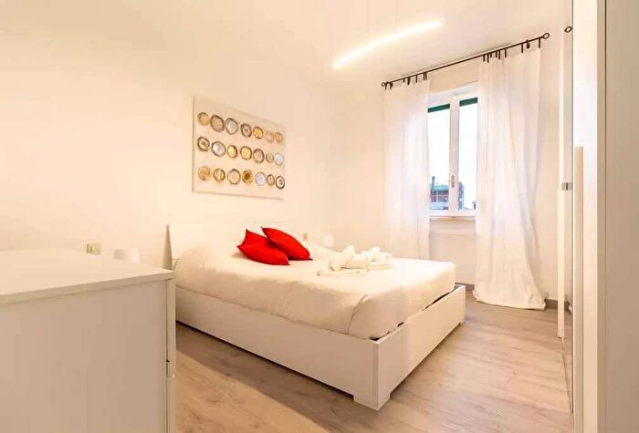 Appartamento bilocale in affitto in Via Pantigliate, Bande Nere, Milano