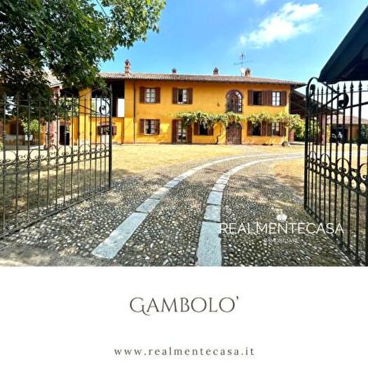 Casa con 5 locali in vendita in Via Cascina Nuova Litta, Gambolo