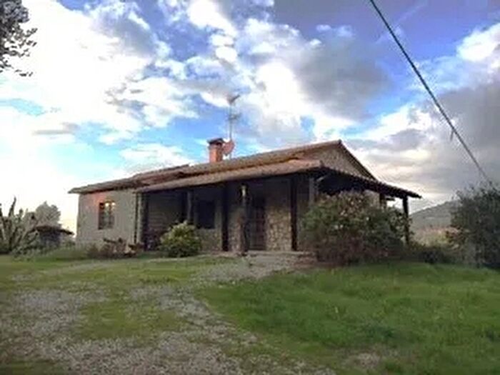 Casa con 7 locali in vendita in Località Braccio, Roccastrada