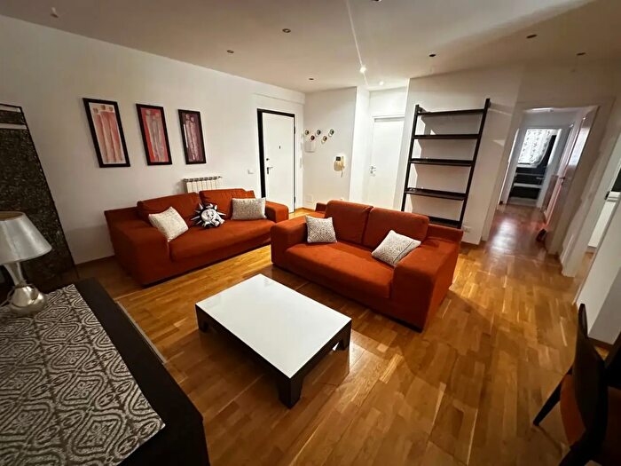 Appartamento con 5 locali in affitto in Via Trapani Rocciola d, Modica