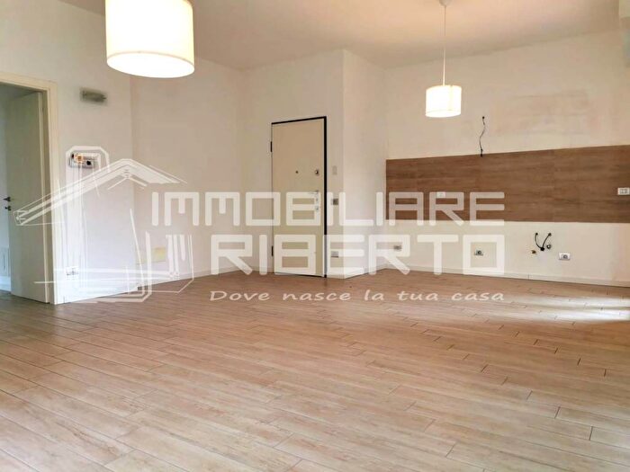 Appartamento bilocale in affitto in Via Wolfgang Amadeus Mozart, Calderara, Paderno Dugnano