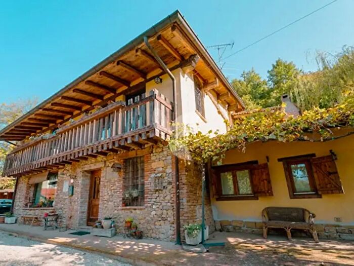 Casa con 5 locali in vendita in Via Pozzo, CastellArquato