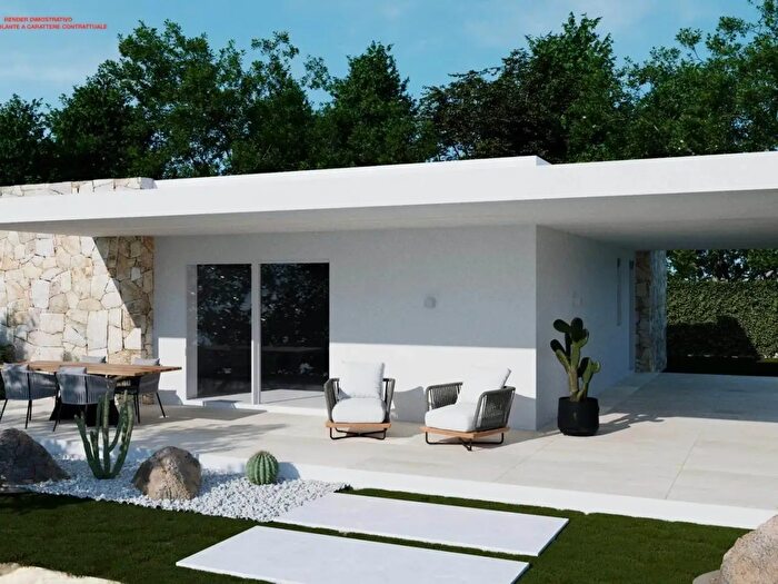 Casa quadrilocale in vendita in Via Collodi, Olbia