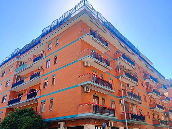 Appartamento bilocale in affitto in Via Lorenzo Cusani Visconti, Ostia Levante, Roma