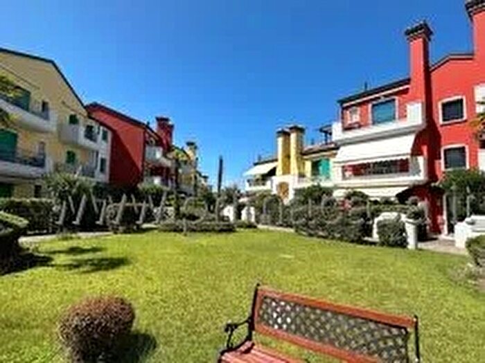 Appartamento trilocale in vendita in Via Orazio Nelson, Cavallino Treporti