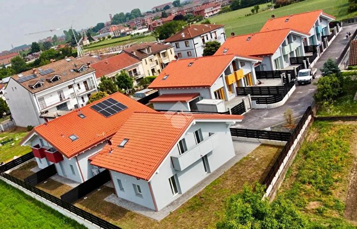 Casa con 5 locali in vendita in Via Gaidano, Vinovo