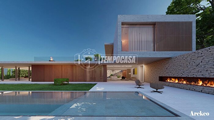 Casa con 9 locali in vendita in Via Valle Calandrella, Vetralla