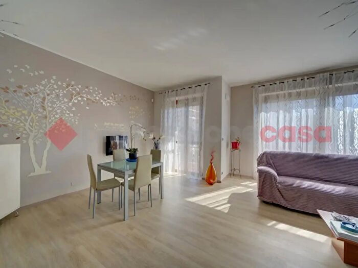 Appartamento con 6 locali in vendita in Via Sesia, Rivoli