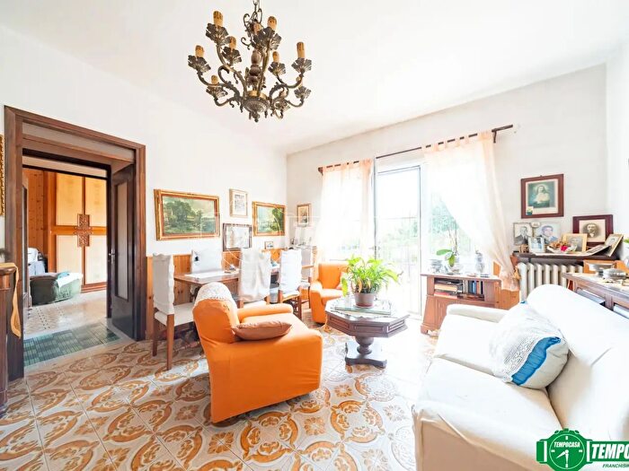 Appartamento trilocale in vendita in Via Vignolo, Stresa