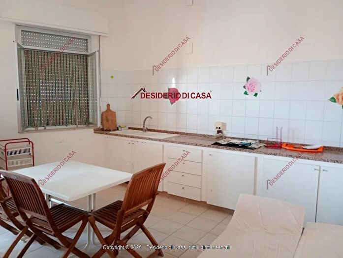 Appartamento con 6 locali in vendita in Alcamo