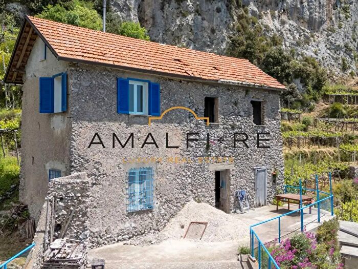 Casa quadrilocale in vendita in Agerola
