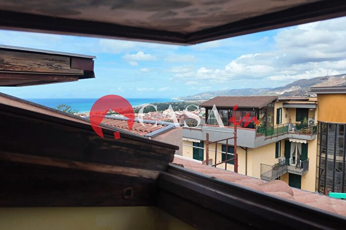 Appartamento quadrilocale in vendita in Via Giove, SantAgata Di Militello