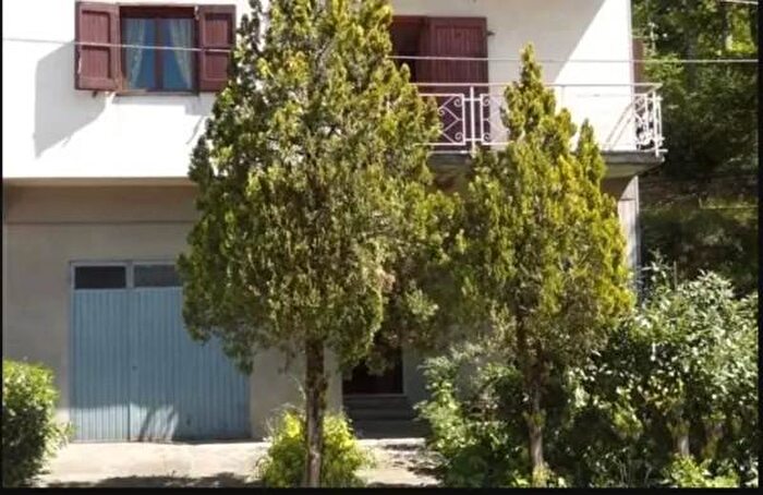 Appartamento quadrilocale in vendita in Via Statale, Riolunato