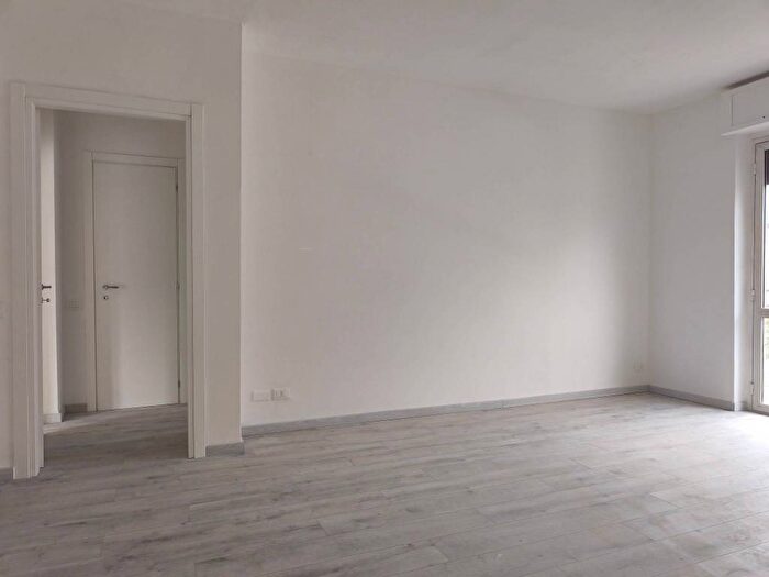 Appartamento bilocale in affitto in Via Francesco Petrarca, Turati Santo Stefano, Lecco