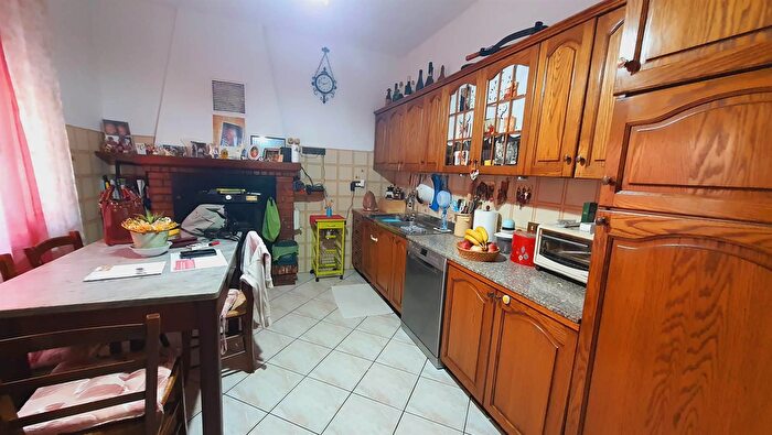 Casa con 6 locali in vendita in Via dei Ramacciotti, Capannori