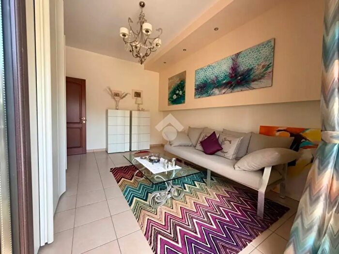 Appartamento con 5 locali in vendita in Via Raffaello Sanzio, Novoli