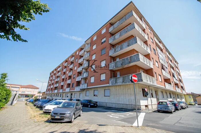 Appartamento trilocale in vendita in Piazza Italia N, San Benigno Canavese