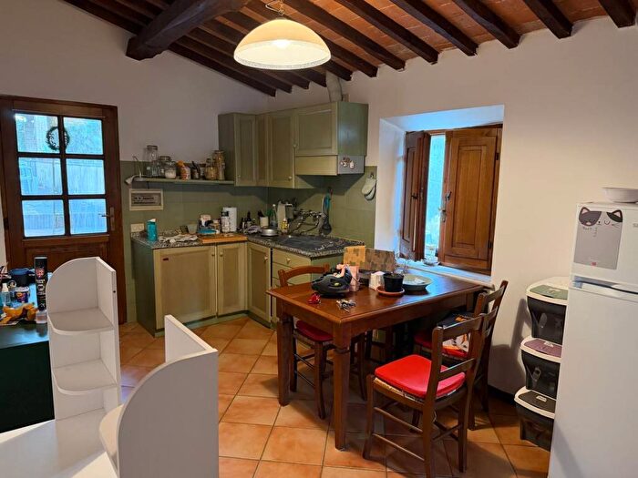 Appartamento bilocale in affitto in Le Tolfe Monteliscai, Siena