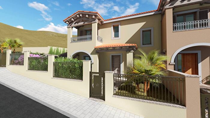 Casa trilocale in vendita in Via Arzalee, Villaputzu