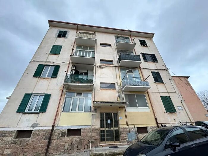 Appartamento trilocale in vendita in Via Devilla, Sassari